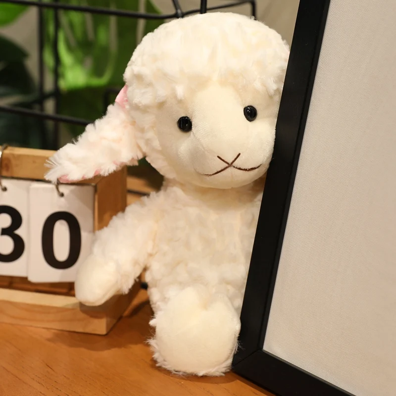 Jouet en peluche mouton blanc doux Kawaii, 16/22/30cm, poupée de couchage en peluche de dessin animé mignon, cadeau d'anniversaire idéal pour les enfants