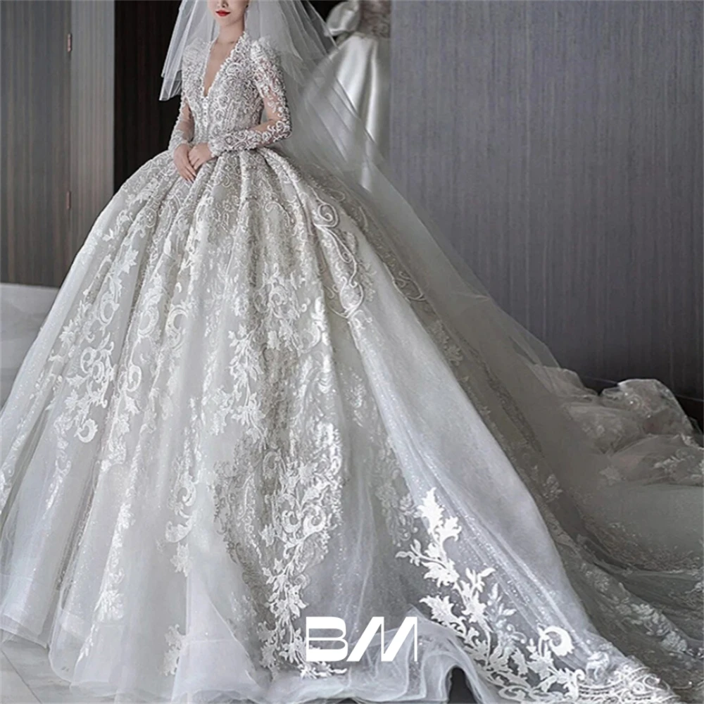 

V Neck Lace Wedding Dress Ball Gown Long Illusion Sleeves Bride Dresses for Women Long Chapel Train Bridal Gown