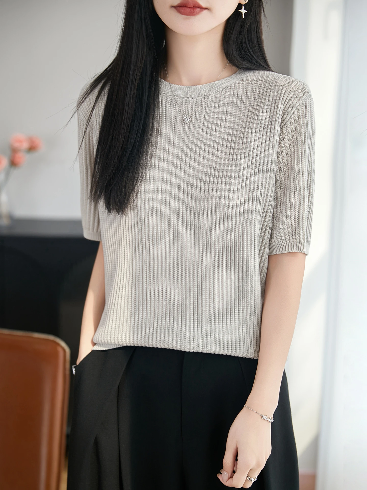 

2026 New Pure Color Belly Covering Short Sleeve Knitted T-Shirt Women Summer Thin Silk Knitted Shirt plus Size Women Top
