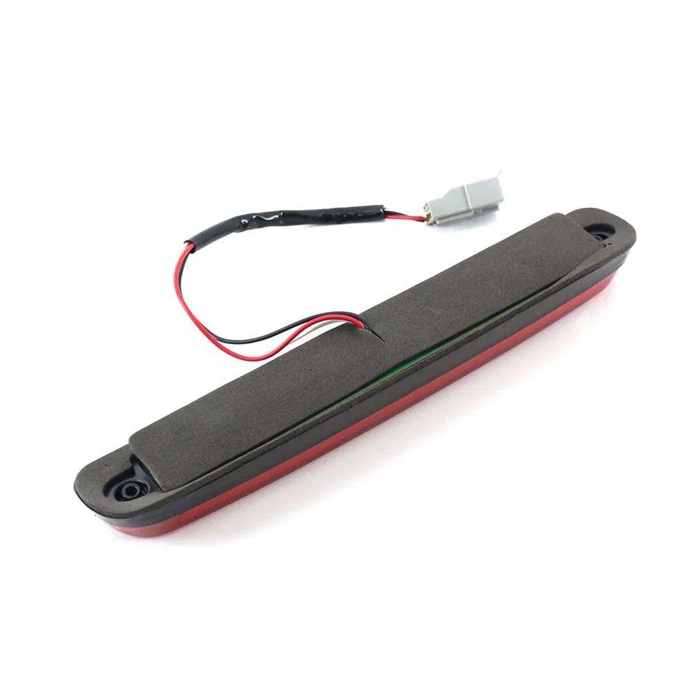 

CC3Z13A613B YC3Z13A613BA CC3Z13A613A F47Z13A613A Car Third Brake Light For 1999-2016 Ford F-250 SD F-350 SD F-450 SD F-550 SD