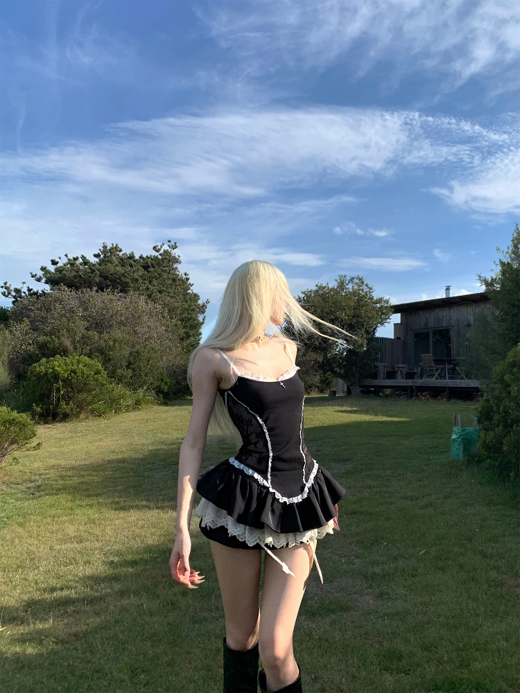 Rase Le sol الأصلي الأسود الدانتيل الصليب التصحيح السباغيتي كعكة تنورة التنانير الصغيرة مثير المدرسة الحلو سليم الساخن الفتيات 2 قطعة مجموعة النساء