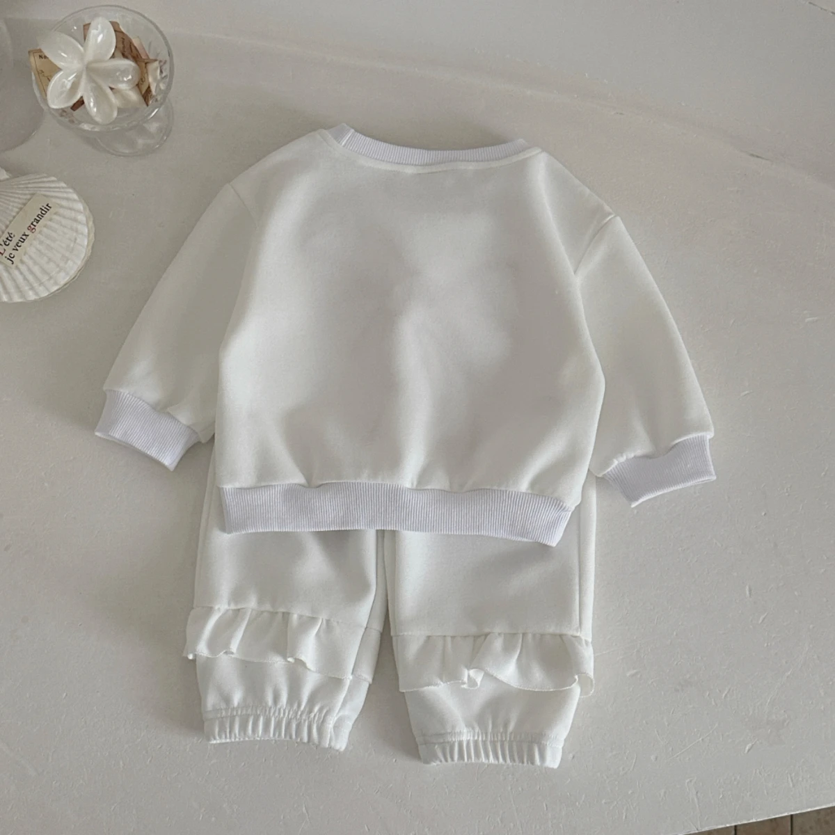 Korean Sweet Baby Girl Bow‑Embroidered Long‑Sleeve Set, Infant White Crew‑Neck Ruffle Pants 2‑Piece Suit