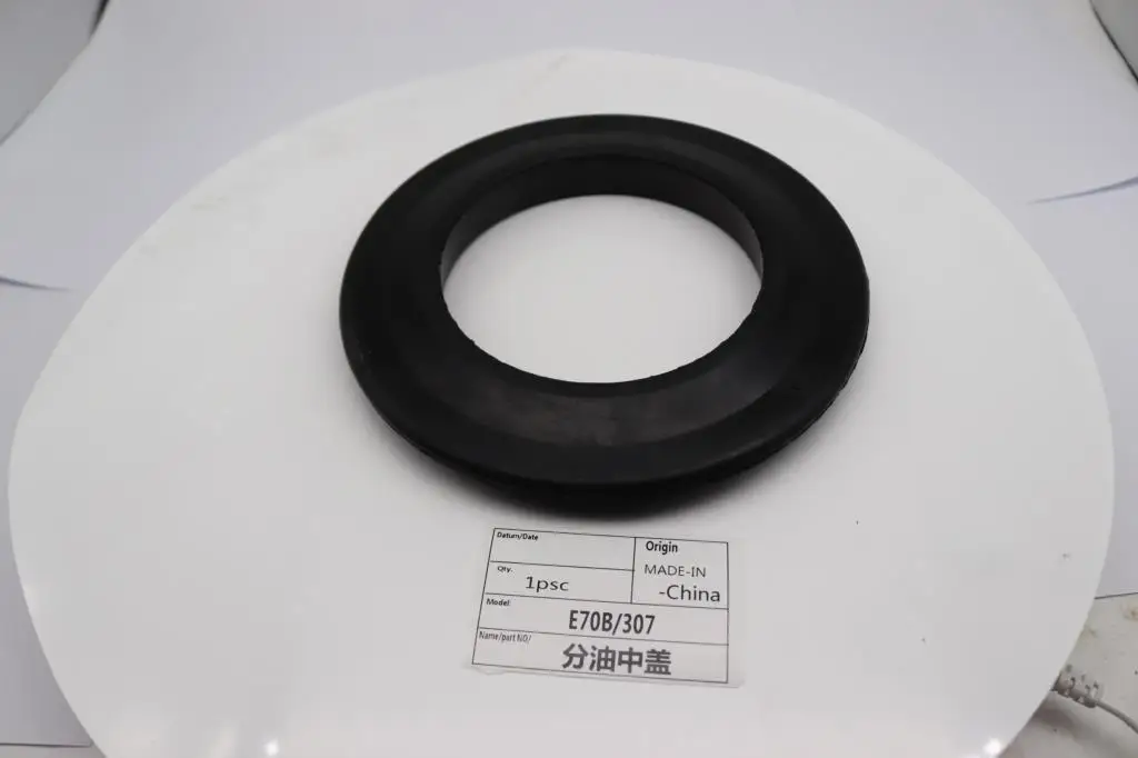 

Excavator accessories for CAT oil separation medium rubber cover for E70B E307