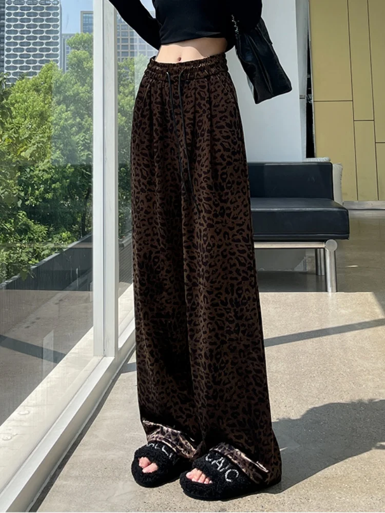 

2026 Новые осенние широкие брюки с высокой талией в стиле ретро с леопардовым узором для женщин, свободные утягивающие прямые повседневные брюки в пол