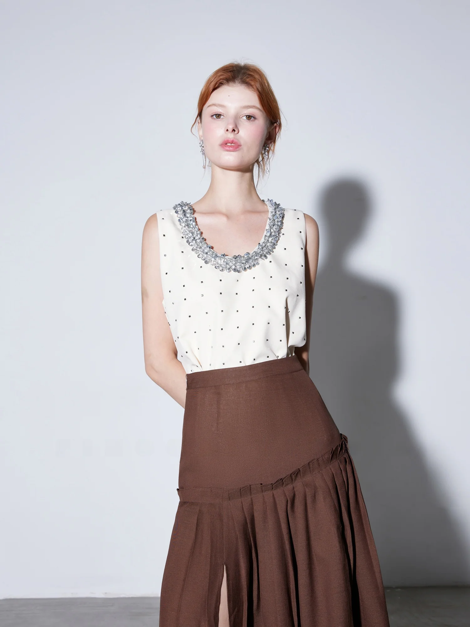 

Жилет Finocci ручной работы, расшитый пайетками и стразами, свободного кроя, из смесового полиэстера, для повседневной носки, цветной