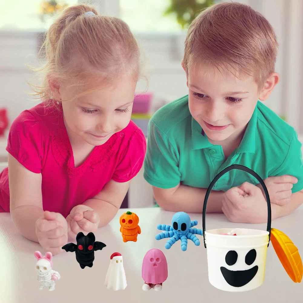 8pcs 3D Printed Mini Animals Set with Container Halloween Toys Pumpkin Bat Spider Skeleton Man Statue for Halloween Decorations