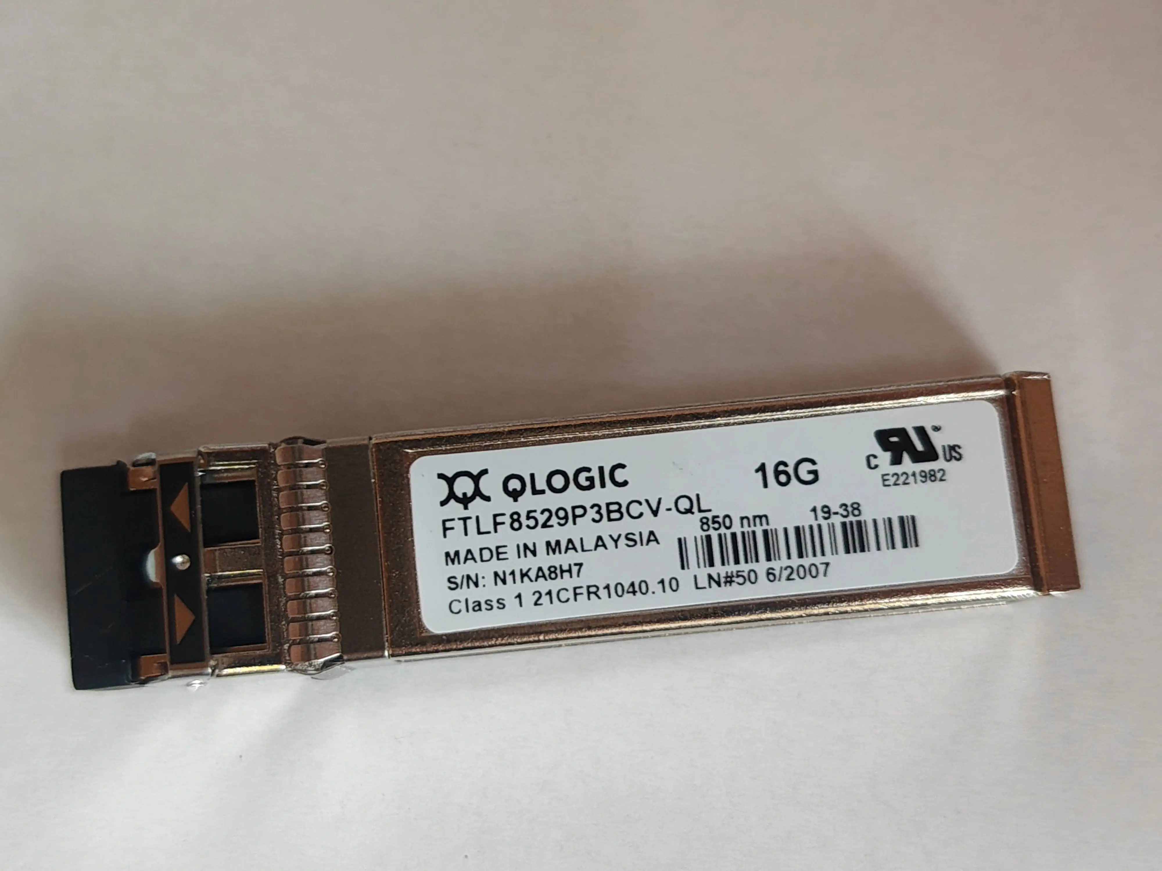 

Original Qlogic SFP 16G FTLF8529P3BCV-QL 16G 850nm SW SFP+ qle2670 qle2672 qle2690 qle2692 hba channe module qlogic 16GB sfp qle