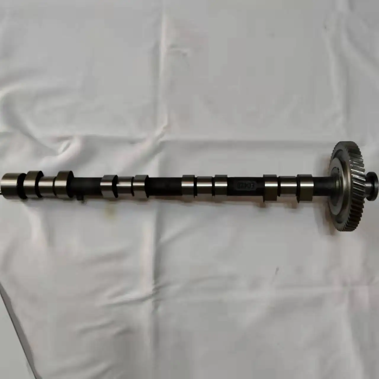عمود الحدبات العادم عمود الحدبات لمحرك ميتسوبيشي 4d56-u 1015-a524 1015-a526