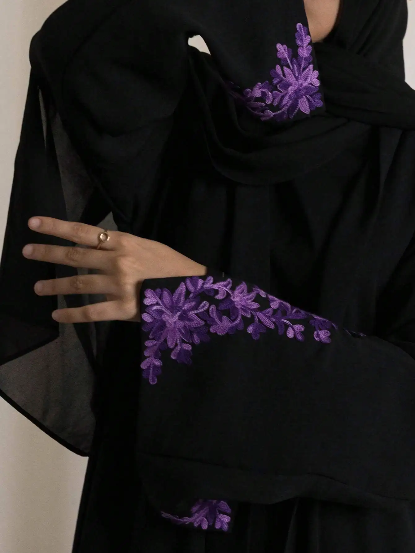 Moyen-Orient ample broderie Abaya manches longues ouvert devant Abayas arabe caftan Maxi robes femmes Jilbabs sans Hijab