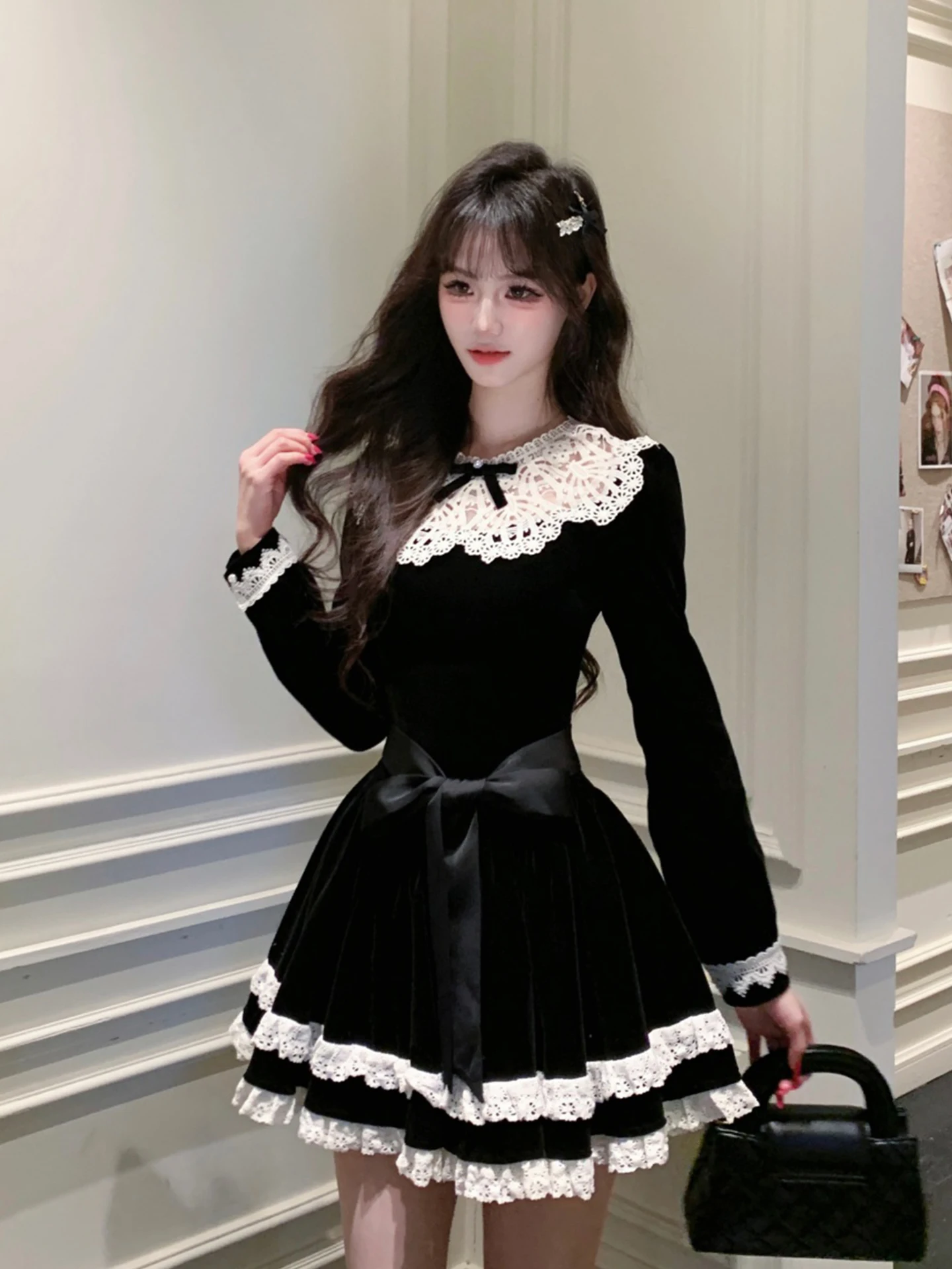 

Ele ort Puffy Skirt Dr with Ruffle Collar And Lace Detail Women's plus Size Dr for Autumn Winter Season