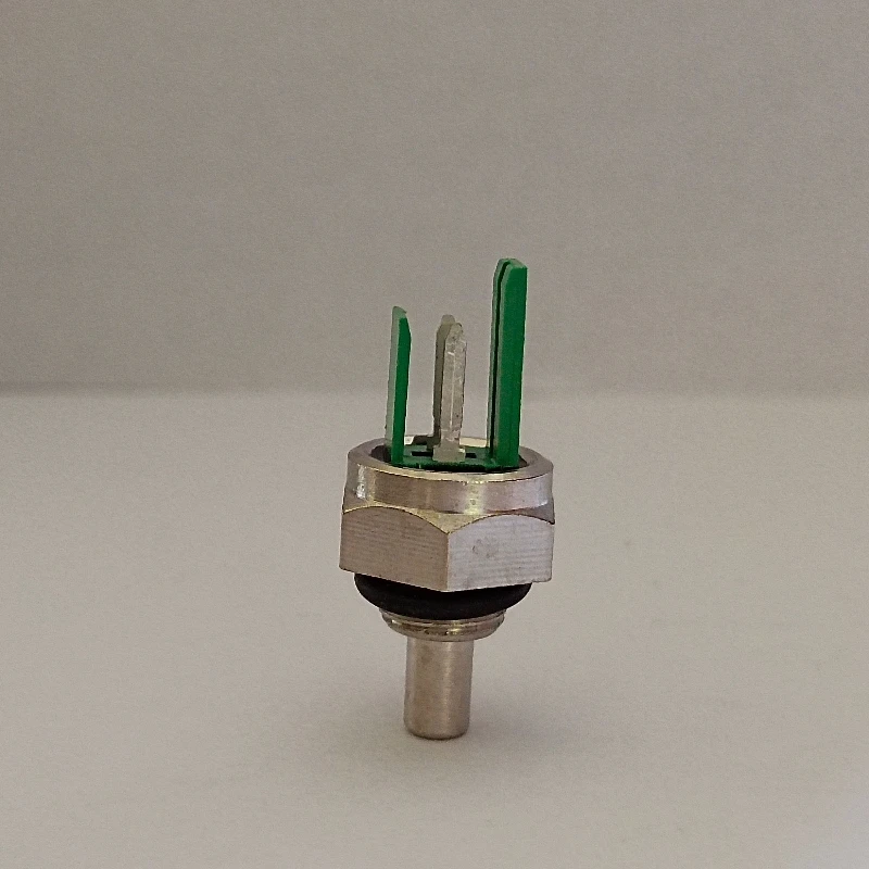 قطع غيار سخان مياه يعمل بالغاز NTC استشعار درجة الحرارة المرجل لملحقات قطع غيار سخان مياه الغلاية المعلقة على الحائط