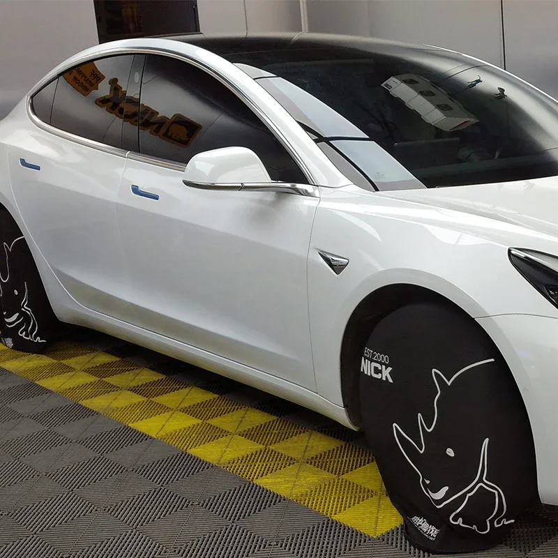 ฟิล์มกรองแสงรถยนต์แบบสามชั้นเคลือบเงิน ป้องกันความร้อน สำหรับติดกระจกรถยนต์ 1 ม้วน ครอบคลุม 20 คัน