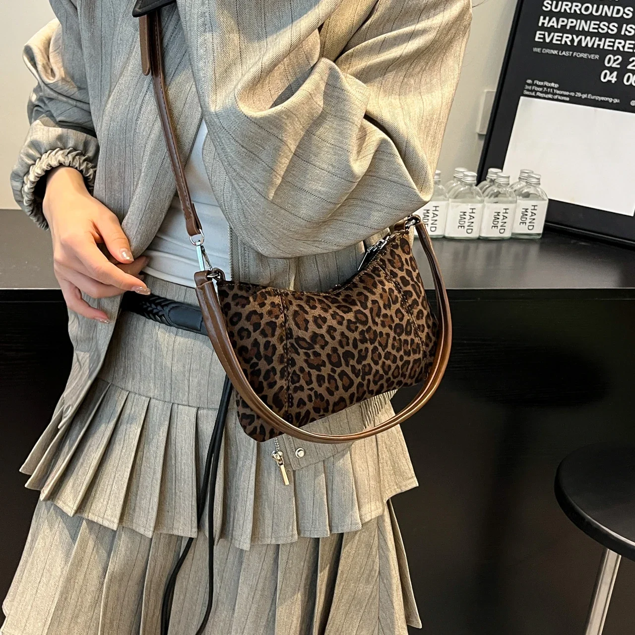 

Luxury Small Suede Underarm Bag 2025 Winter Casual New Luxury Shoulder Bag Women's Crossbody Bag Handbags and Purses.Handbags.