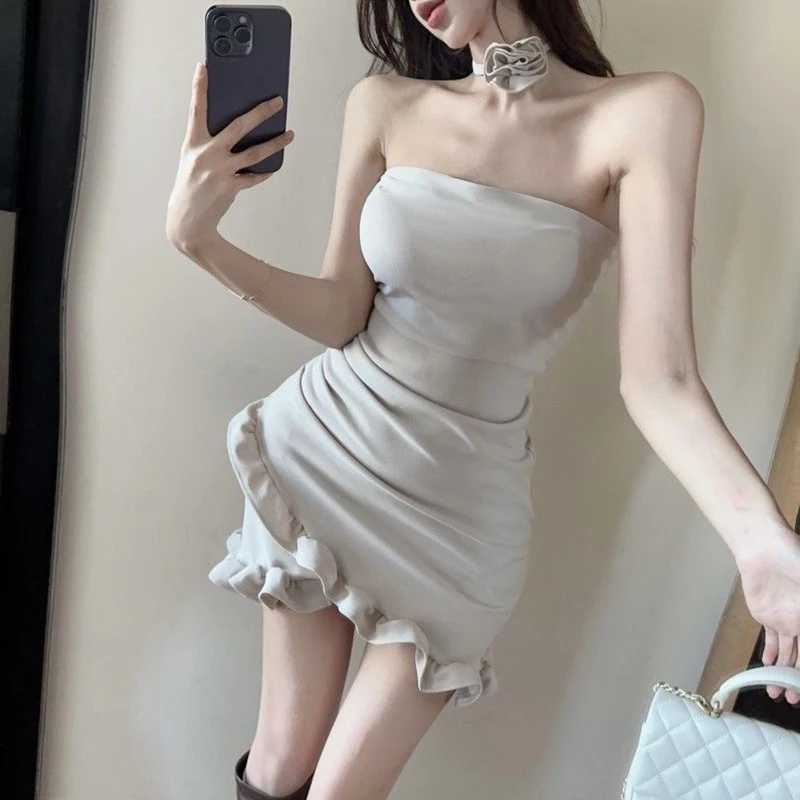 Y2K Fairy Women Bodycon Dress Solid Color Ruffles Hem Mini Dress Strapless Dress Summer Backless Tube Dress with Flower Choker