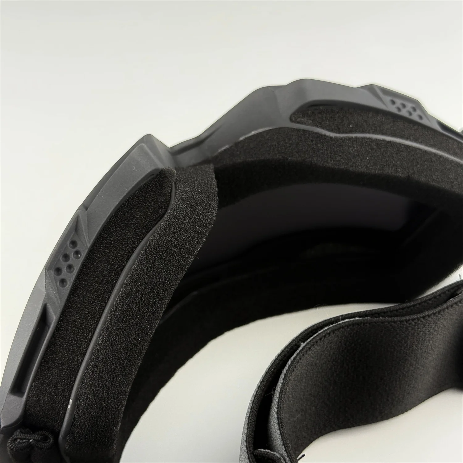 100 يندبروف الترابية دراجة نارية نظارات في الهواء الطلق الغبار موتوكروس الحرب لعبة الصيد الدراجات نظارات التركيب عدسة ملونة