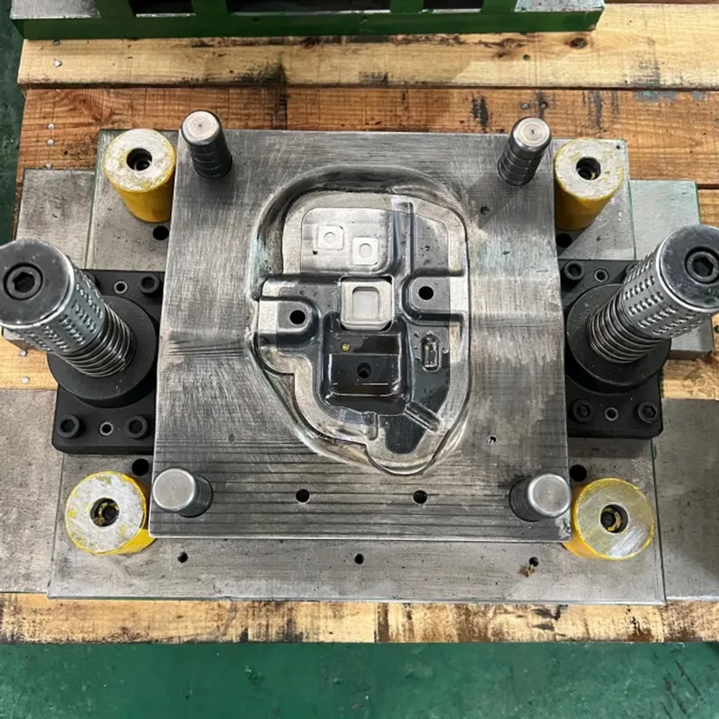Seat bracket large die Automobile chassis die Metal material Truck stamping die Engine installation application