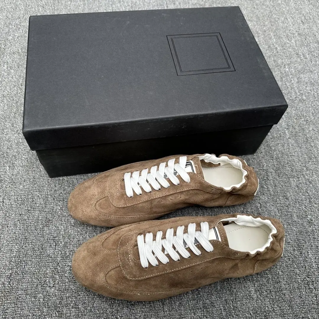 Unisex Brown Suede Retro Training Shoes Elastic Heel Flat Casual Sneakers Lace Up Lightweight Vintage Footwear for Men Women