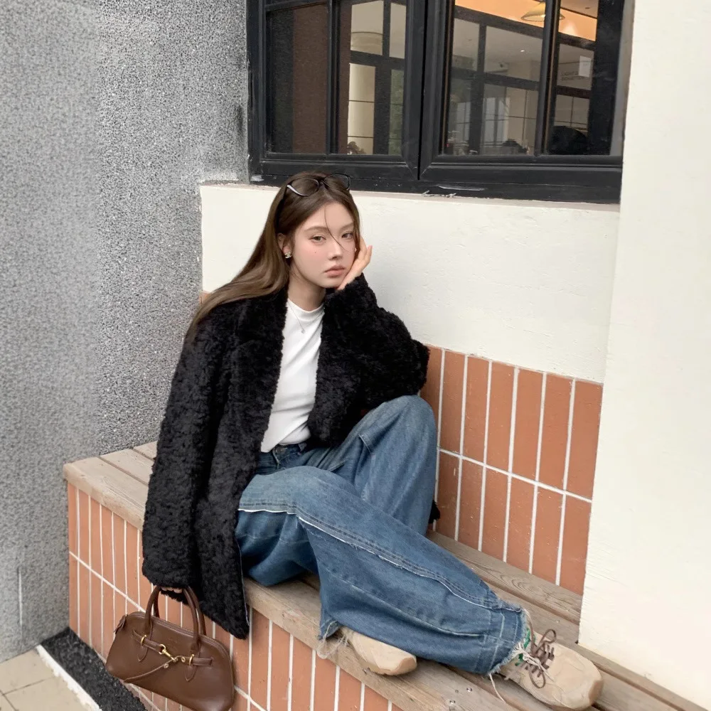 معاطف نسائية من فرو الصوف الصناعي معطف متين وطية صدر السترة وأكمام طويلة وزر واحد مستقيم أنيق غير رسمي لخريف وشتاء 2025