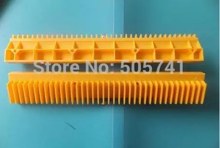 

Elevator/Escalator Plastic insert, type 800 (yellow right)