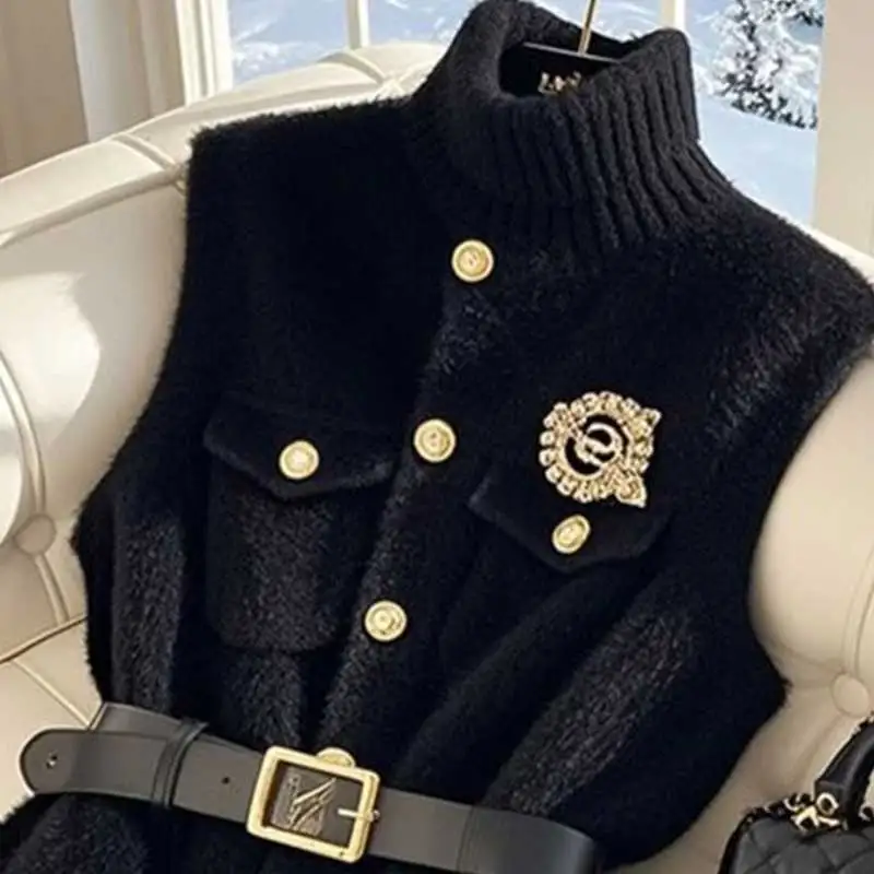 Women Clothing Autumn Autumn Fashion Korean Office Lady All-match Button Knitting Solid Color Female Appear Thin Tank Top Top Te