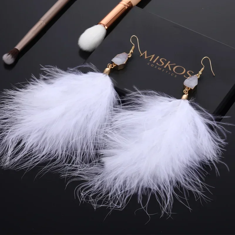 Winter Long Crystal Pink Feather Earrings Large Plush Pendant Tassel Drop Earrings for Women 2023 Trendy Boho Wedding Jewelry