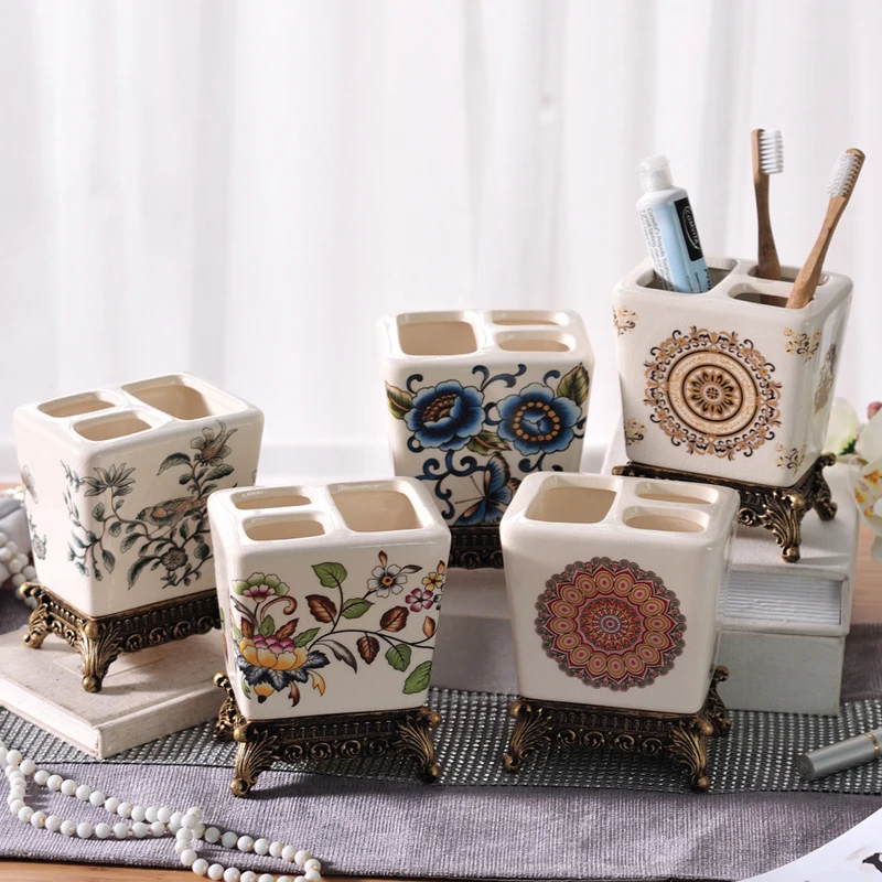 Bathroom Accessories Vintage Flower Ceramic Toothbrush Holder Bathroom Couple Toothbrush Toothpaste Storage Holder Bathroom New