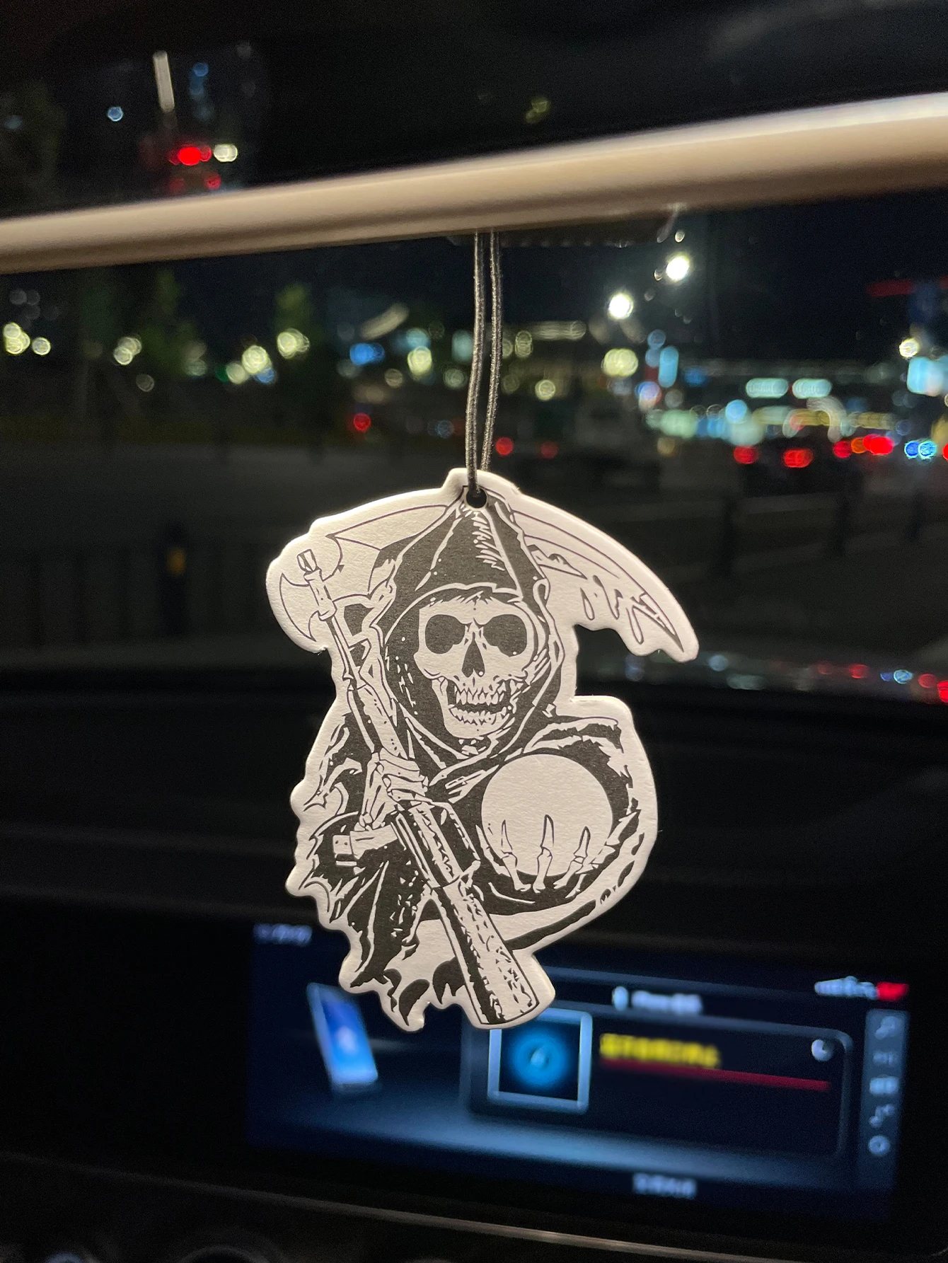 Skull, Hilton Fresh Scent Five - огляд і ціна Perfume Fragrance One