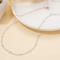 A stylish and minimalist faux pearl necklace, ideal for women's daily wear, gifting or party occasions. It pairs well with all kinds of outfits and fully embodies an elegant temperament. - Image 4