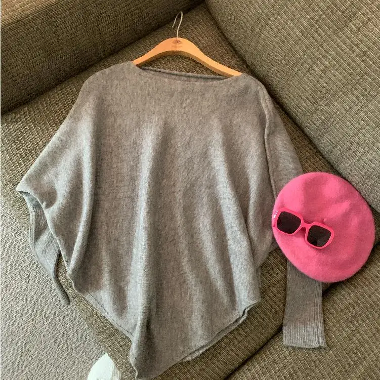 Hong Kong Style New One Shoulder Irregular Knitted Sweater with Meat Covering Ins Knitted Bat Shirt Design Sense