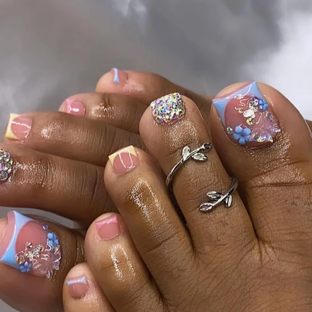 

24pcs Colorful French Fake Toenails Set Rhinestone Butterfly Design Nail Tip Short Square False Nail Art Wearable Press on Nails