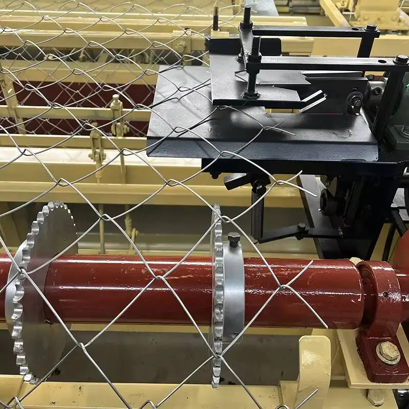 YC Hot Selling Fencing Easy To Debug Automatic Chain Link Fence Machine Single Wire
