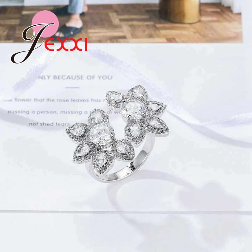 Elegant Flower Shape Crystal Wedding Ring For Women Adjustable Size Party Ceremony Accessories AAA Cubic Zirconia Anillo