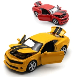 1:32 Alloy Diecast Bumblebee Vintage Car Model Classic Pull Back Car Miniature Vehicle Replica For Collection Gift for Kids