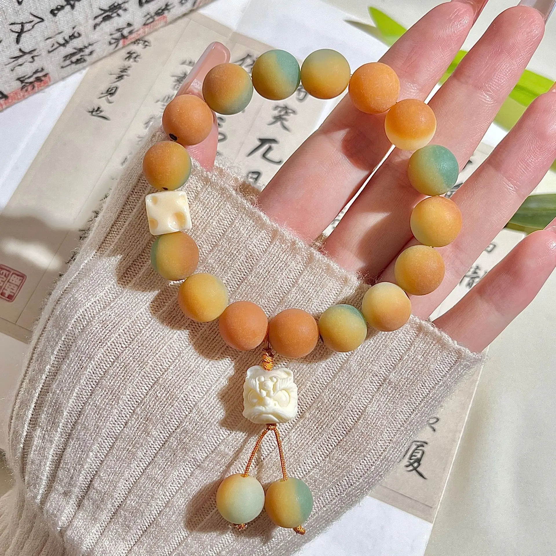 Frosted Original Seed Bodhi Root Holding Student's Finger Wrapped Soft Disc Playing Hand String Literary Play Buddha Beads