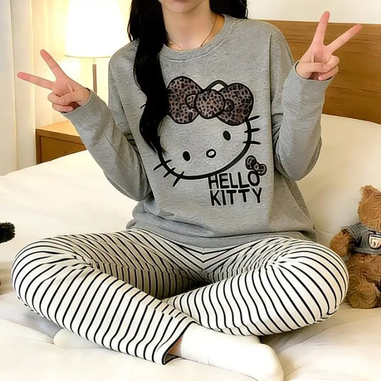 

Милый пижамный комплект Hello Kitty в стиле каваи для женщин: осенняя пижама с длинными рукавами и брюками, повседневная домашняя одежда