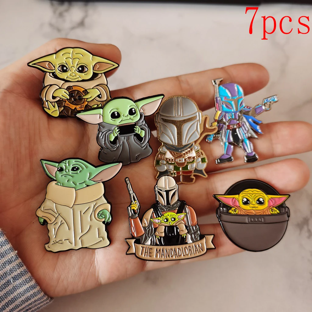 Broche de películas de Star Wars Para Niños y Niñas, alfileres de esmalte mandaloriano, insignia de decoración, figura de dibujos animados de