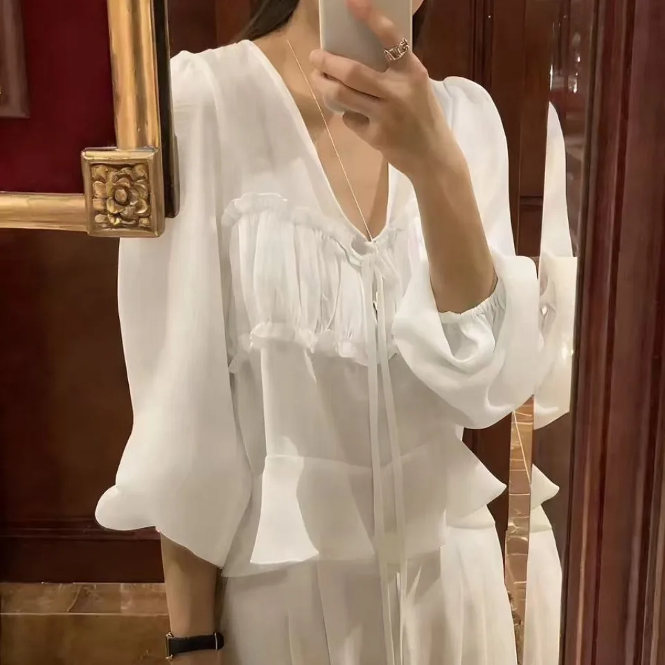 

Chic Early Spring Loose Versatile Color Chiffon irt with Pleated V-Ne Tie Long Sve Women's Casual Sle Top