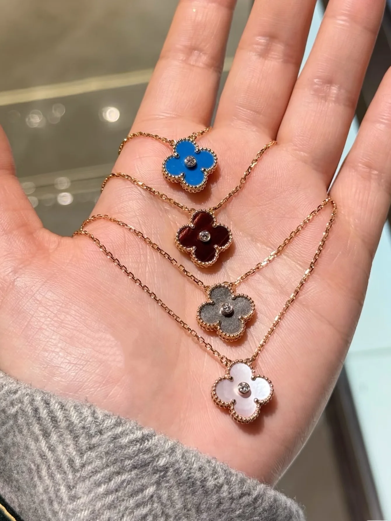 collar-de-plata-de-ley-s925-con-trebol-de-cuatro-hojas-para-mujer-con-obsidiana-azul-negra-y-circonita-chapado-en-oro-de-18