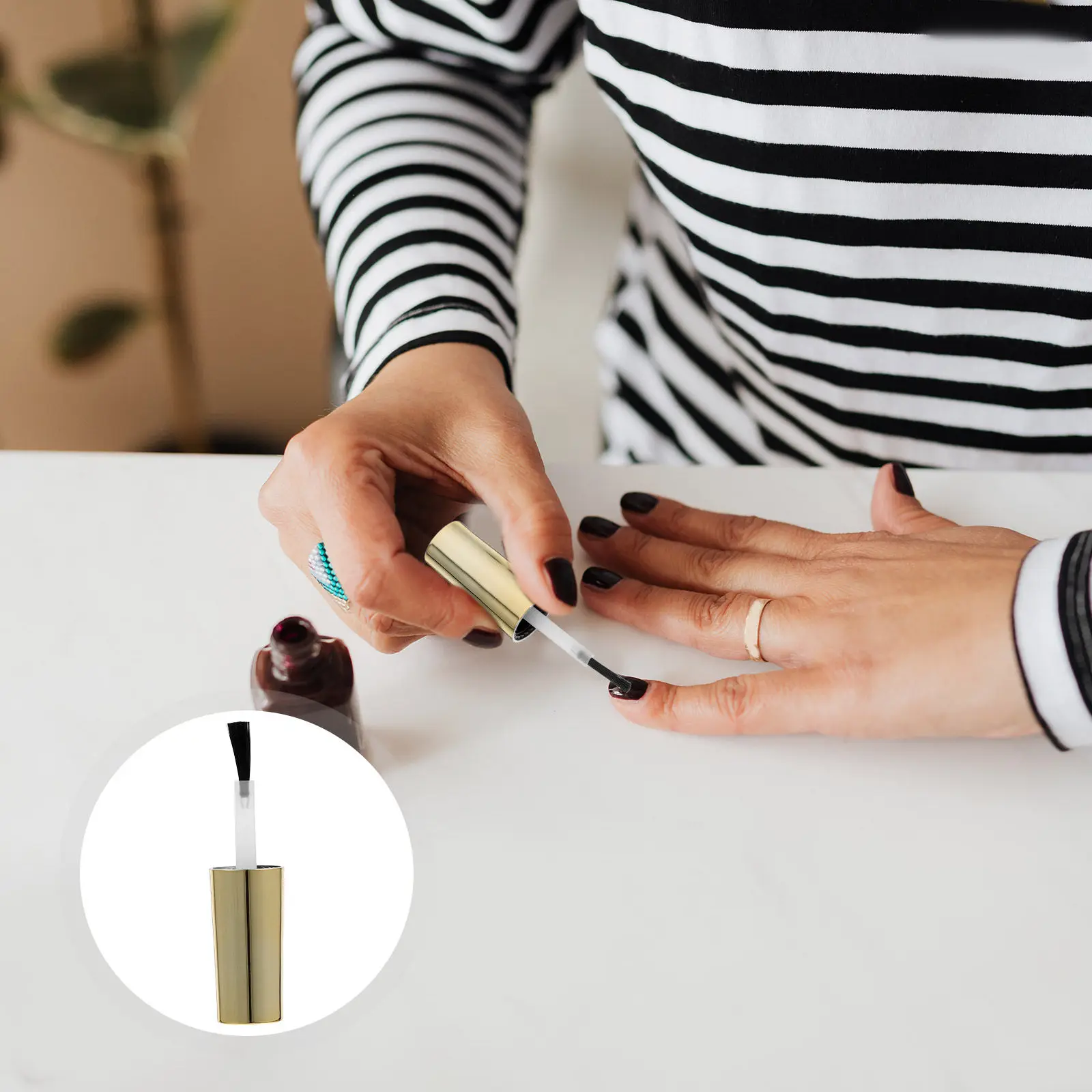 

10Pcs Nail Polish Bottle Caps Replacement Gel Bottle Caps with Brush Small Size Portable for Nail Salon Beauty Shops