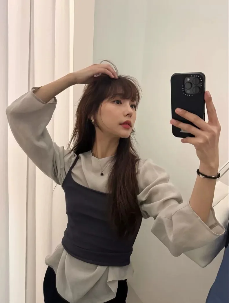 

Модная женская рубашка Ammeto с элегантным дизайном рукавов, длинным рукавом, круглым вырезом, удобная, дышащая, из модала и полиэстера.