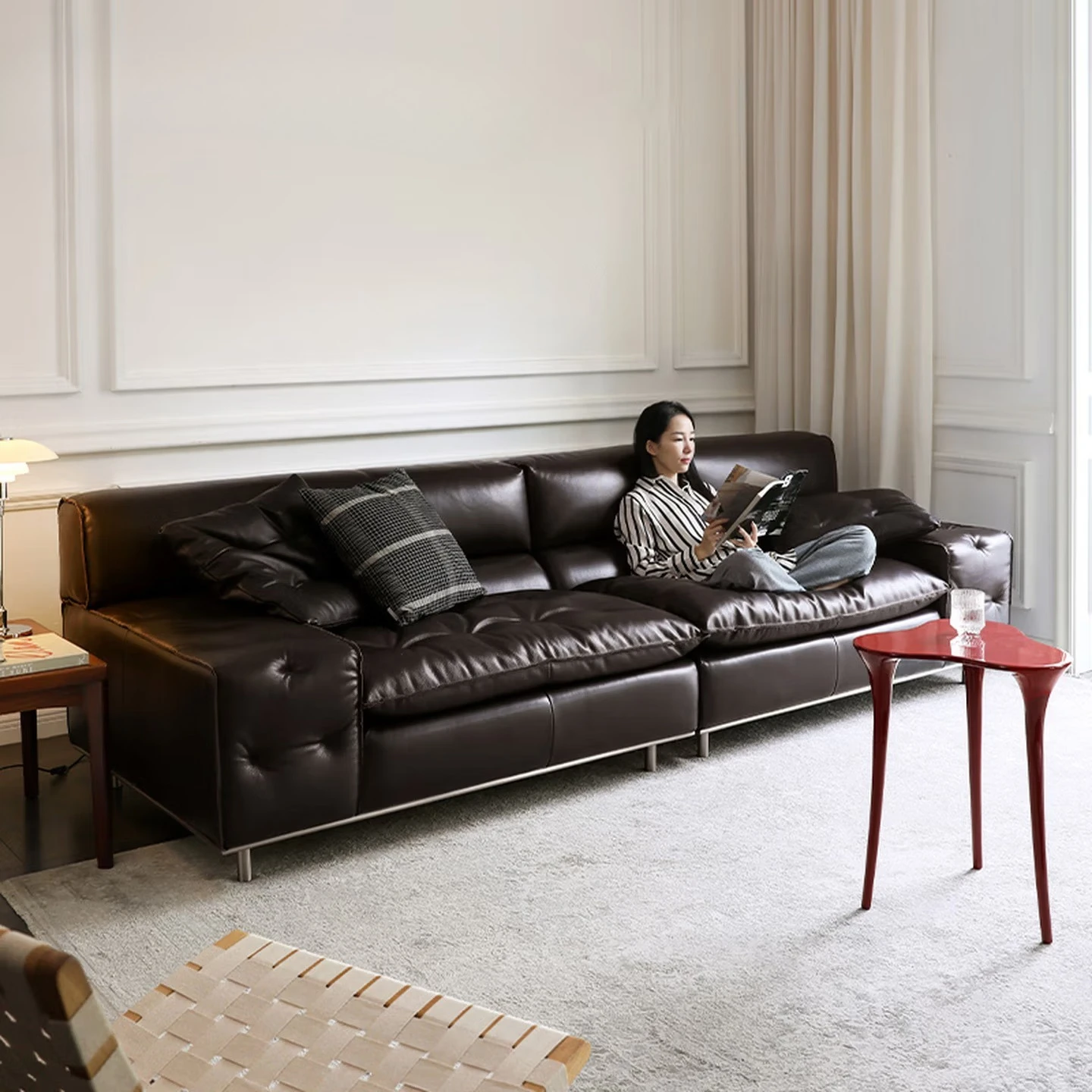 

Cowhide leg sofa split corner, one character 82m