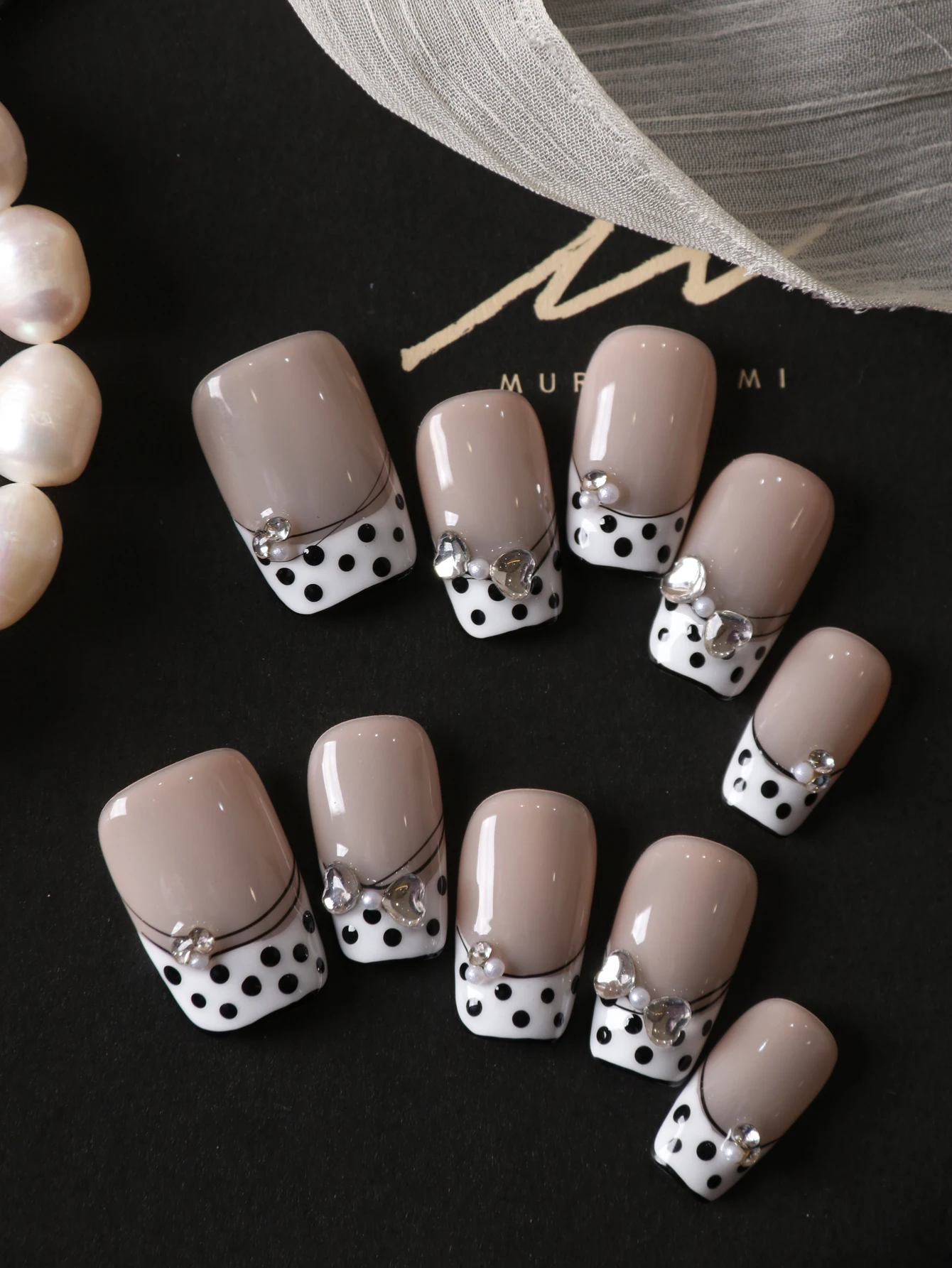 10 szt. Sztucznych Paznokci Krótkie Białe Francuskie w Kropki Akrylowe Paznokcie Naklejane Sztuczne Paznokcie Zawiera 1 Arkusz Naklejek Samoprzylepnych i 1 Mini Pilnik