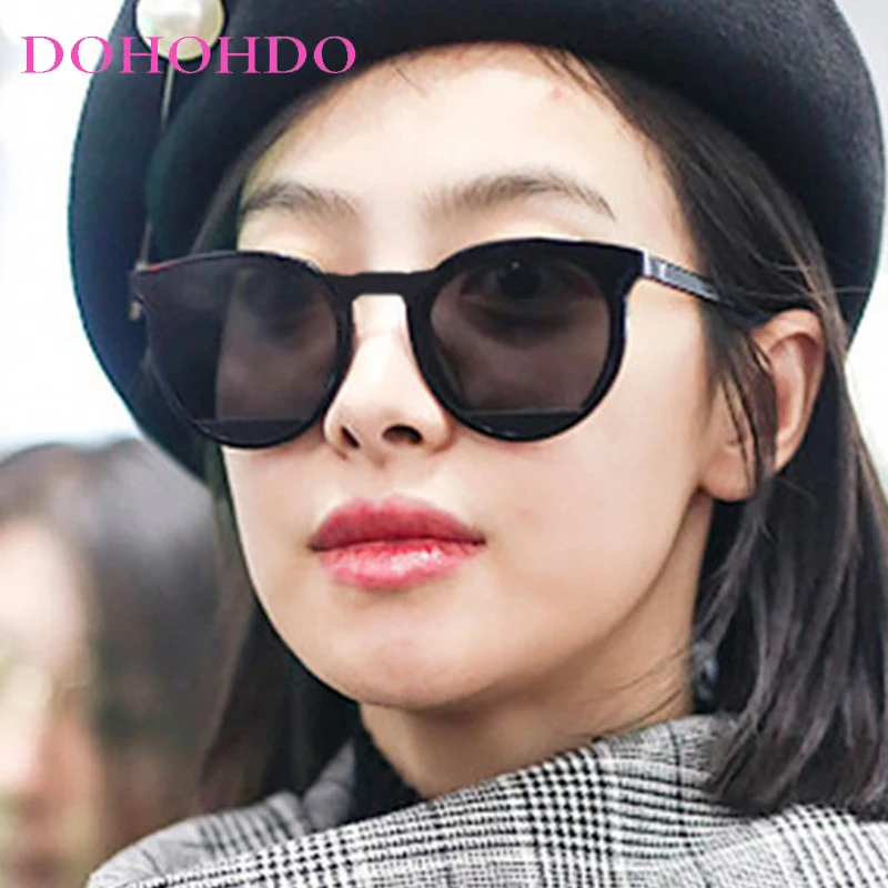 

Classic Small Round Frame Women's Sunglasses 2025 Luxury Brand Designer Men Sunglass Outdoor Travel Shades Unisex UV400 Lentes