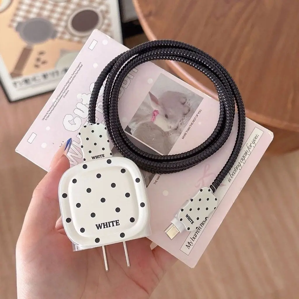 New Polka Dot Case For iPhone 17 Pro Max 18/20w 40W Charger Protective Case Charging Data Cable Protector Winder Accessories