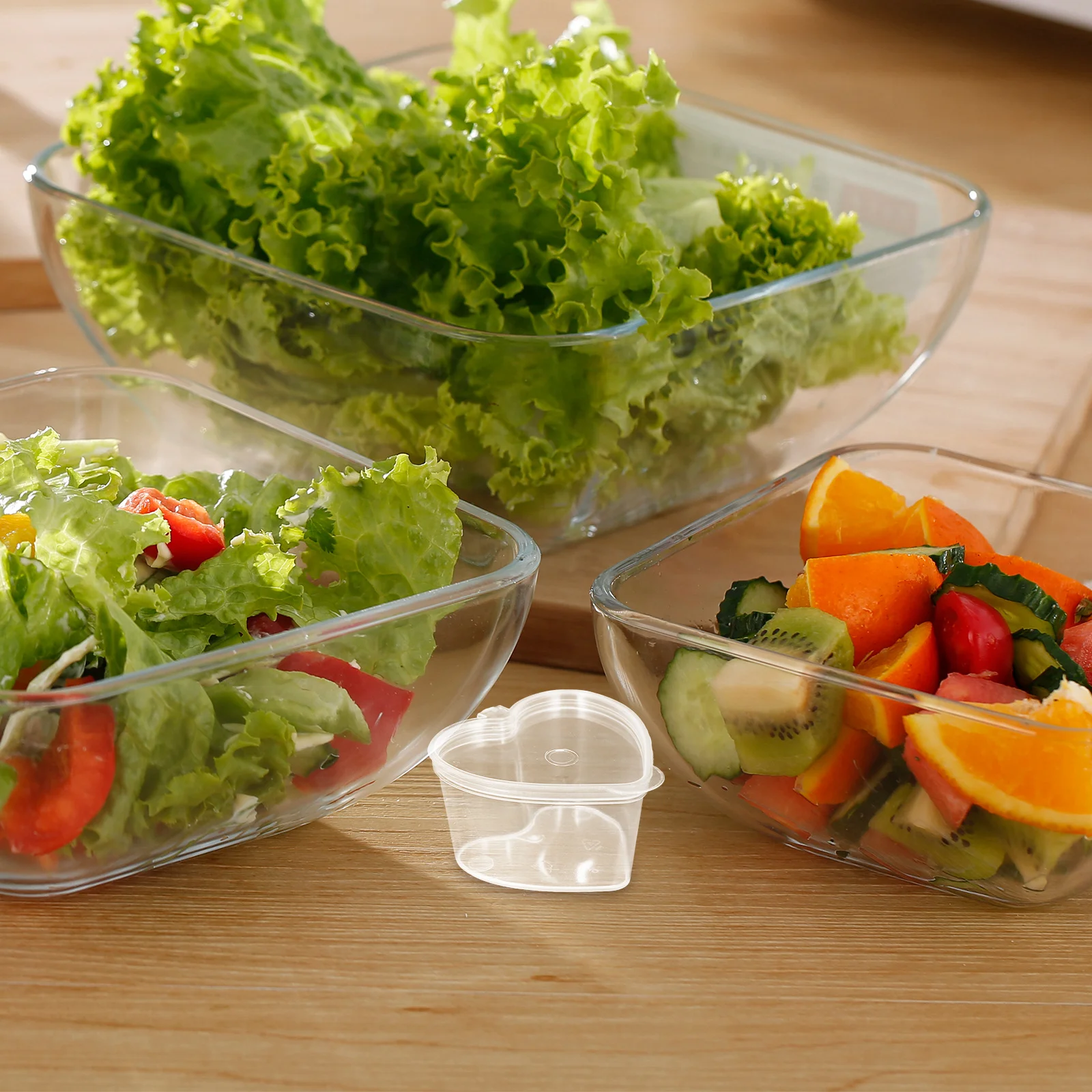 

100Pcs Clear Heart Shaped Plastic Spice Containers Leak Proof Storage Jars Eco Friendly PP Spice Containers