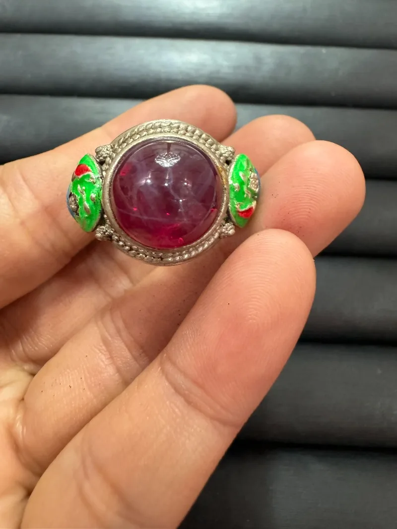 

Tibetan Silver Cloisonne Ring, Inlaid Blue Star Ruby, Retro Ethnic Style, Adjustable Open Band, Vintage Unisex Finger Jewelry