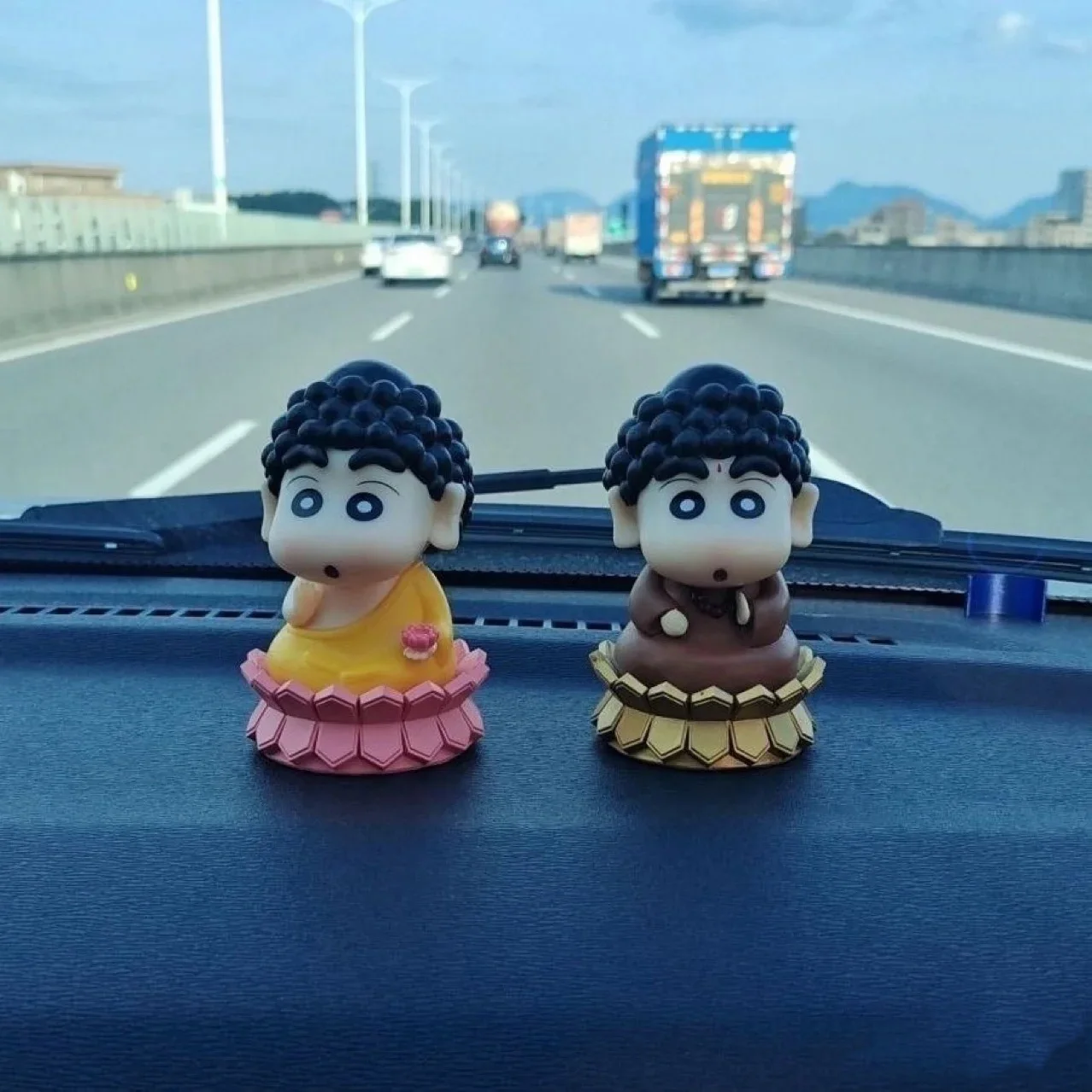 تلوين شين تشان أنيمي دمية ، شياو شين بوذا زي عمل دمية المواد البلاستيكية تمثال نموذج ، لعبة ، اللعب جمع هدية للأطفال