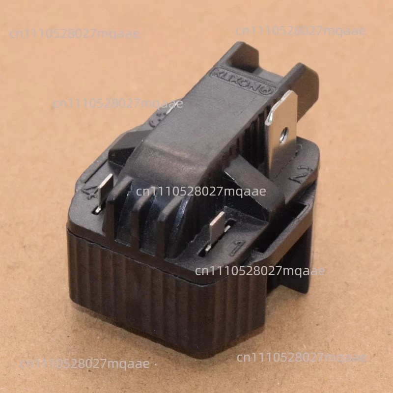 Suitable for refrigerator freezer compressor 8EA14B1 8EA19C3 18M3AB PTC starter 3 feet