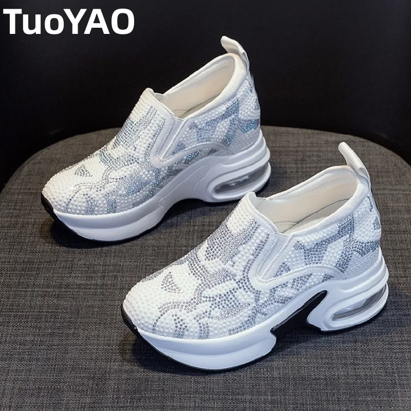 

9cm Women Chunky Sole Retro Running Shoes Two Tone Platform Sneakers Casual Versatile Height Increasing Fashion Footwear