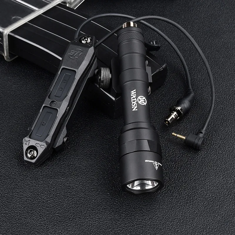 WADSN M300 M600 Metal Flashlight White LED Hunting Scout Light With Dual Control Pressure Switch Fit 20mm Picatinny Rail Parts